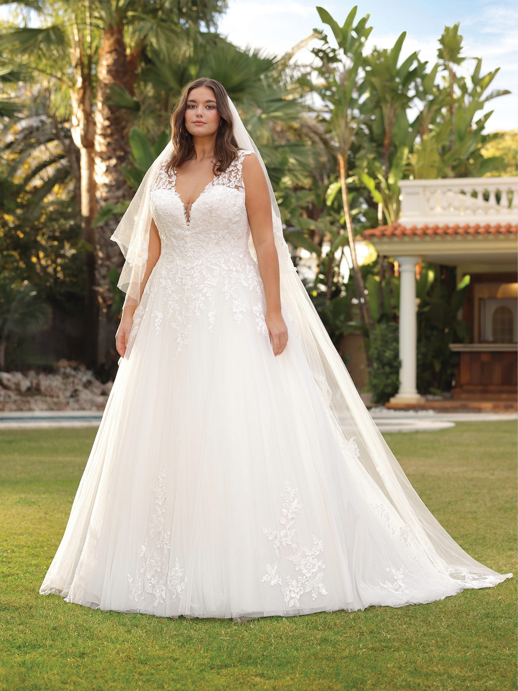 Vestidos de novia hot sale tallas grandes online