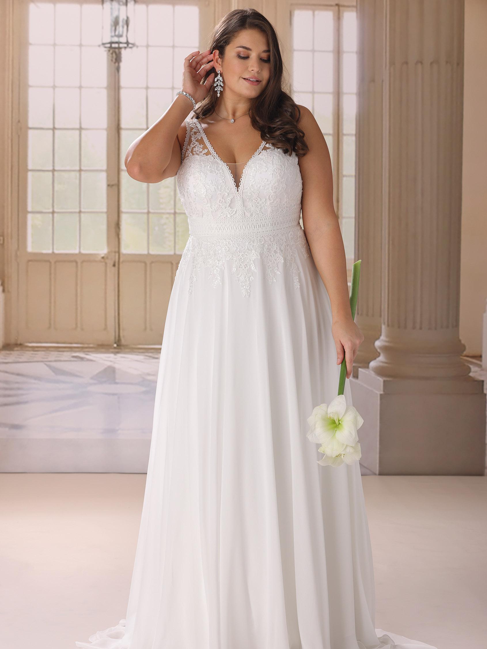 RAIN | Flared wedding dress with V-neck | Ladybird